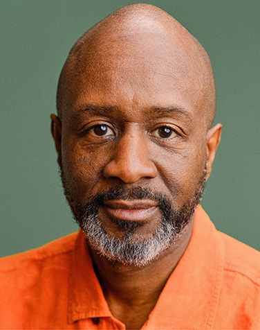 ROBERT_MCKEWLEY-2025